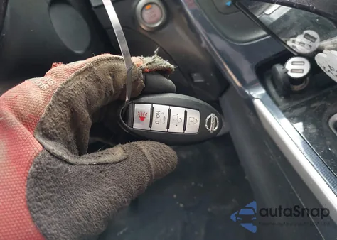 2019 Nissan Sentra Sr z USA, uszkodzony, nr VIN 3N1AB7AP1KY399709